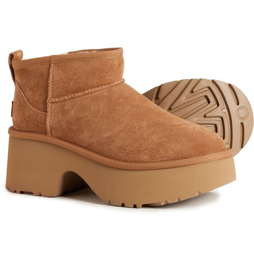 Women's UGG Classic Ultra Mini New Heights Platform Boot Size:9 - NIB